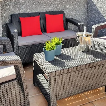 Bright In 65 M² Terrace