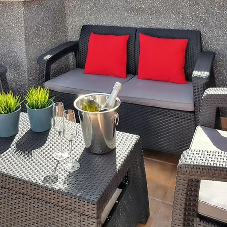 Apartment Coastal Terrace Apartment: 2br With Wi-fi Near Puerto De Santiago *