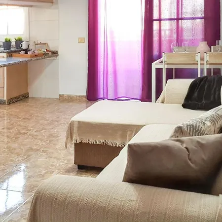 Coastal Terrace Apartment: 2br With Wi-fi Near Puerto De Santiago